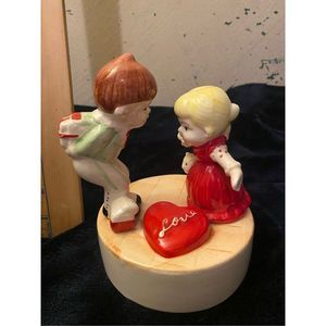 Vintage Ceramic Valentines Love Boy Girl Kitten Adorable figures on a base